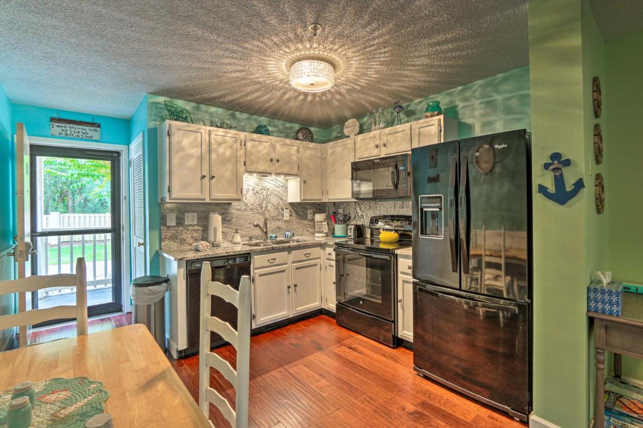 Colorful Hilton Head Condo With Beach And Pool Access! Hilton Head Island Zewnętrze zdjęcie