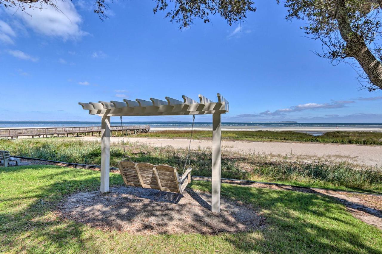 Colorful Hilton Head Condo With Beach And Pool Access! Hilton Head Island Zewnętrze zdjęcie