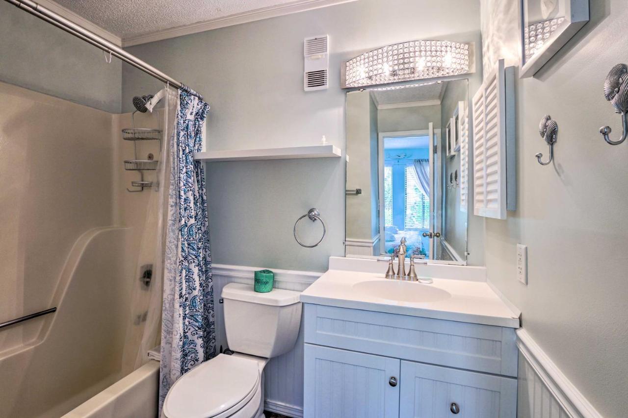 Colorful Hilton Head Condo With Beach And Pool Access! Hilton Head Island Zewnętrze zdjęcie