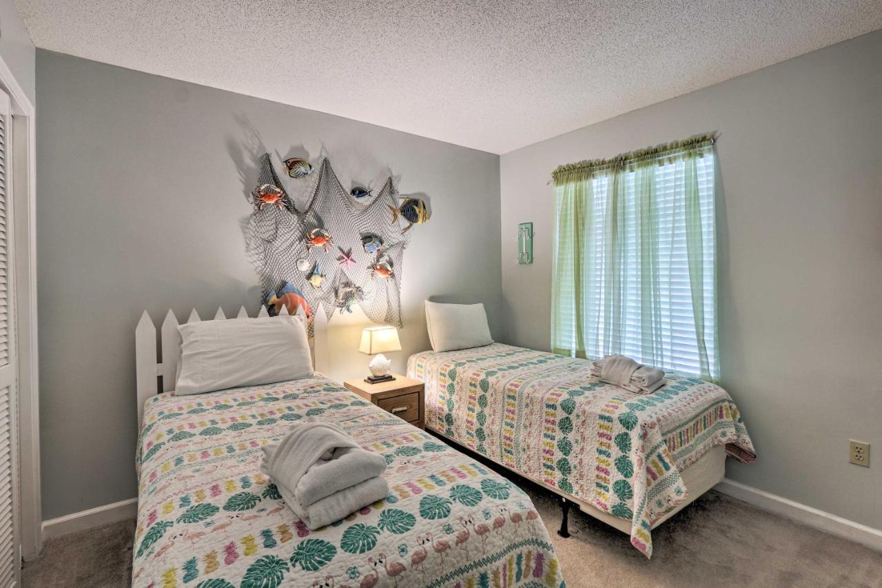 Colorful Hilton Head Condo With Beach And Pool Access! Hilton Head Island Zewnętrze zdjęcie
